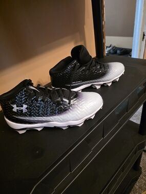Under Armour Black and White Gradient Cleats Sneakers